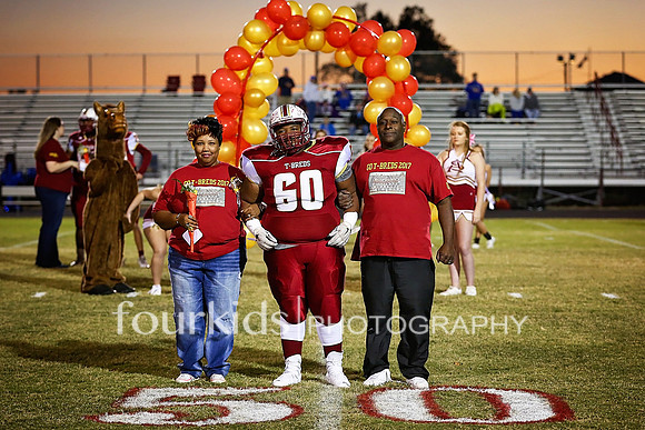 SAHS_Senior_Night_10-21-16_0033 copy