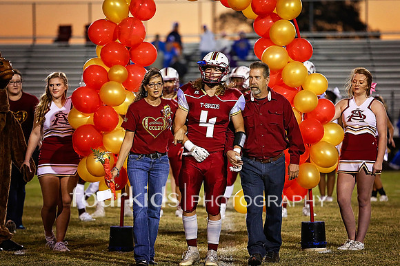 SAHS_Senior_Night_10-21-16_0022 copy