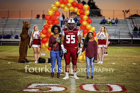 SAHS_Senior_Night_10-21-16_0047 copy