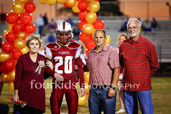 SAHS_Senior_Night_10-21-16_0042 copy