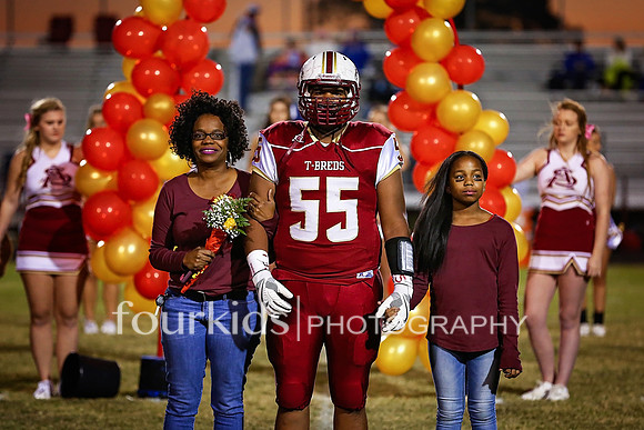 SAHS_Senior_Night_10-21-16_0048 copy